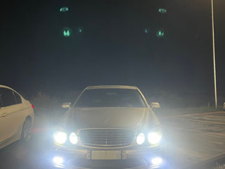 Mercedes E-Class foto 2