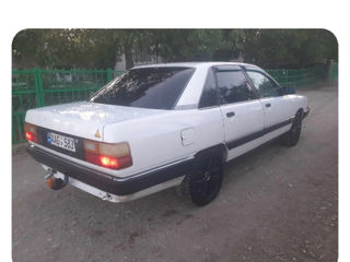 Audi 100 foto 4