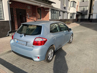 Toyota Auris foto 4