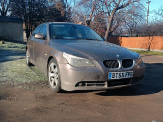 BMW 5 Series foto 2