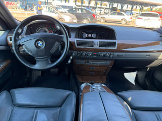 BMW 7 Series foto 9