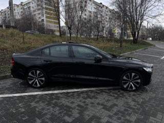 Volvo S60 foto 4