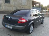 Renault Megane foto 2