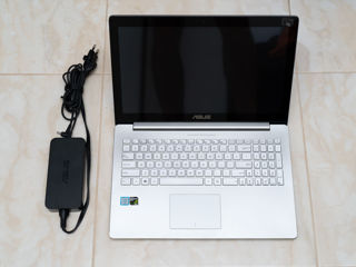 Asus ZenBook Pro Laptop i7 / GTX 960M 4GB / Ram 8GB / SSD 256GB / 4K