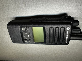 Motorola DP4601 UHF foto 4