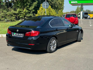 BMW 5 Series foto 5