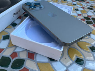 iPhone 15 pro 512 gb foto 5