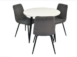 Set de masa cu scaune Evelin DT 404-3+3 scaune XR-154B confectionat din materiale de calitate