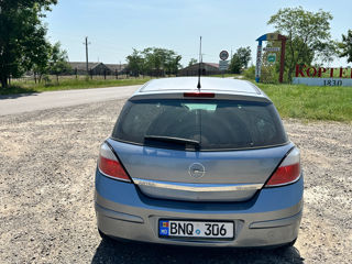 Opel Astra фото 3