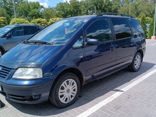 Volkswagen Sharan foto 8