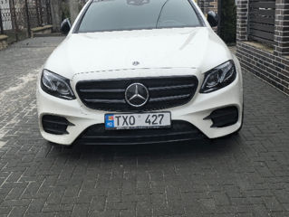 Mercedes E-Class foto 8