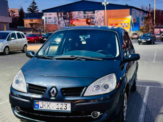 Renault Scenic foto 2