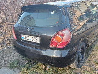 Nissan Almera foto 4