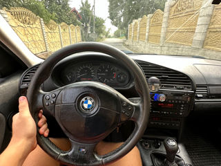 BMW 3 Series foto 5