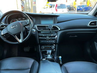 Infiniti QX30 foto 4