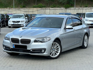 BMW 5 Series foto 4