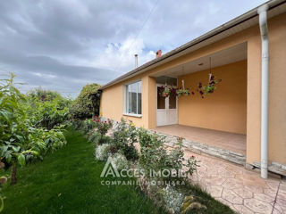 Casă în 2 nivele! Trușeni, str. Grigore Ureche, 380m2 + 12 ari! foto 11