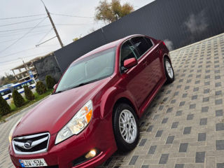 Subaru Legacy foto 2