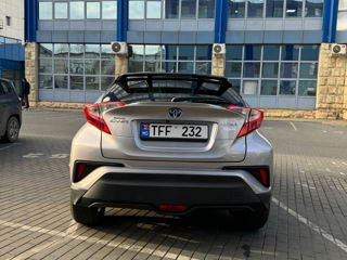 Toyota C-HR foto 5