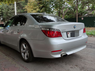 BMW 5 Series foto 4