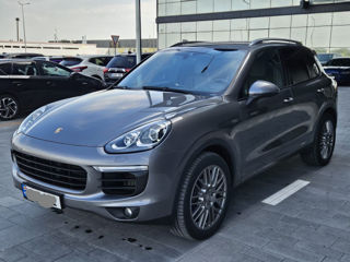 Porsche Cayenne foto 1