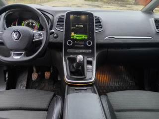 Renault Grand Scenic foto 9