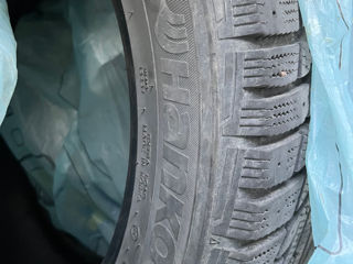 Продам зимние шины toyо и hankook б/у 4 ската foto 3