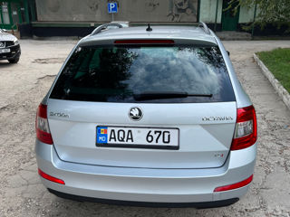 Skoda Octavia foto 4