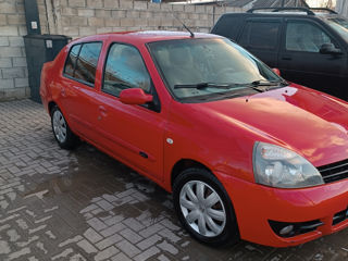 Renault Clio Symbol foto 10