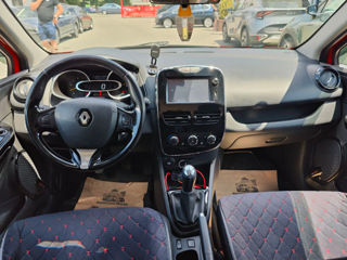 Renault Clio foto 8