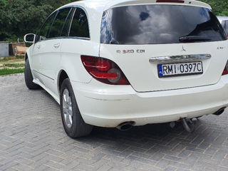 Mercedes R-Class foto 5