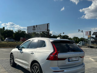 Volvo XC60 foto 2