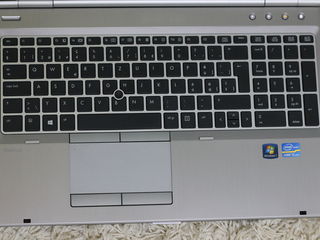 HP EliteBook 8570P (Core i7 3632QM/8Gb Ram/256 SSD/Radeon Graphics/3G Modem/15.6" HD+ WLed) foto 4