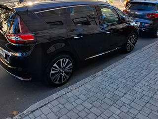 Renault Grand Scenic foto 1