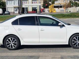 Volkswagen Jetta foto 6