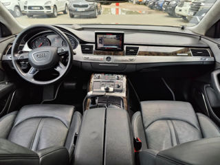 Audi A8 foto 8