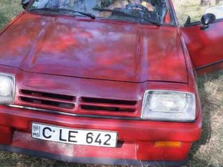 Opel Manta B foto 3