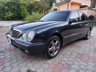 Mercedes E Class foto 5