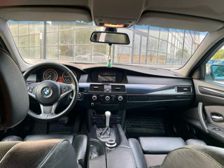 BMW 5 Series фото 5