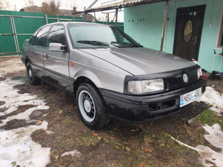 Volkswagen Passat foto 1