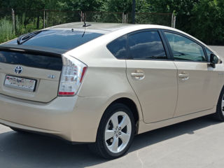 Toyota Prius foto 4