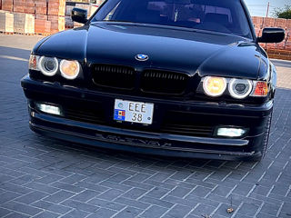 BMW 7 Series foto 6