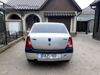 Dacia Logan foto 3