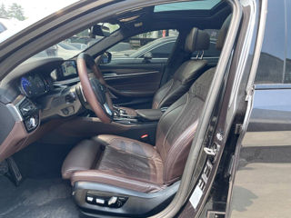 BMW 5 Series foto 7