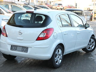 Opel Corsa foto 4