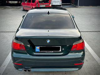 BMW 5 Series foto 5