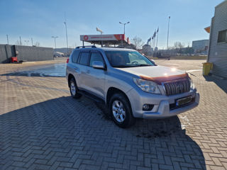 Toyota Land Cruiser Prado foto 2