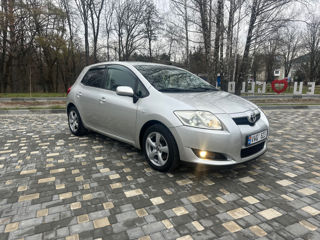 Toyota Auris foto 2