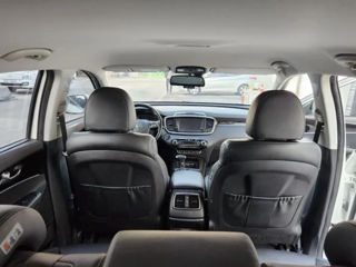 KIA Sorento foto 9