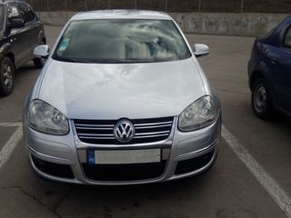 Volkswagen Jetta foto 4